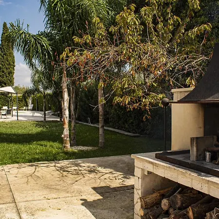 Relais Amalia Villa *