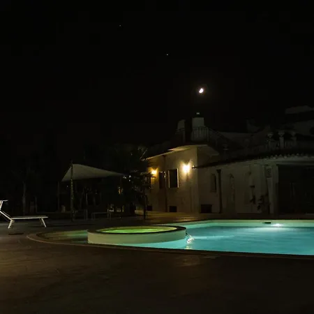 Relais Amalia Villa *